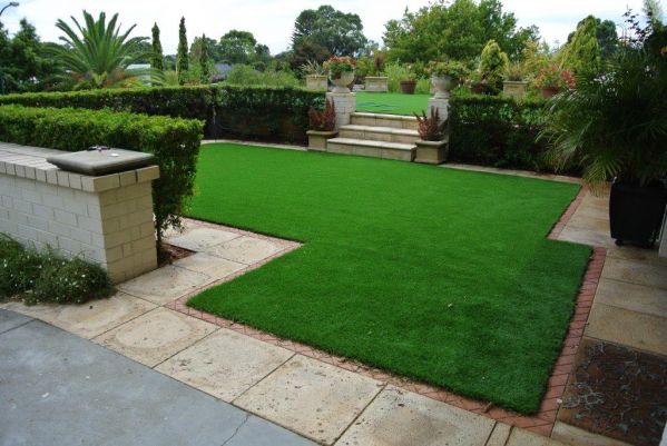 artificial_grass_Perth_synthetic_grass_Perth_landscaping_after.jpg